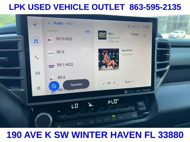 Used 2024  Toyota SR5 image 19