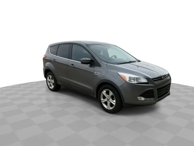 Used 2014 Ford Escape SE with VIN 1FMCU0GX4EUA92861 for sale in Glendale, WI