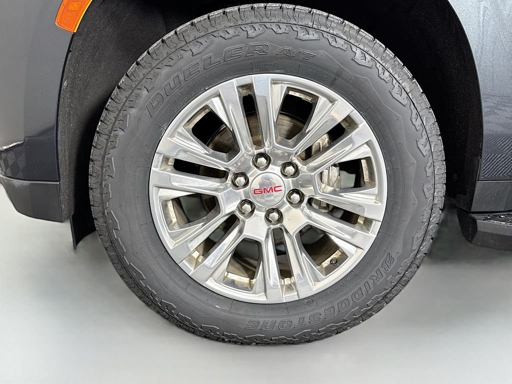Used 2021 Green GMC Denali image 33
