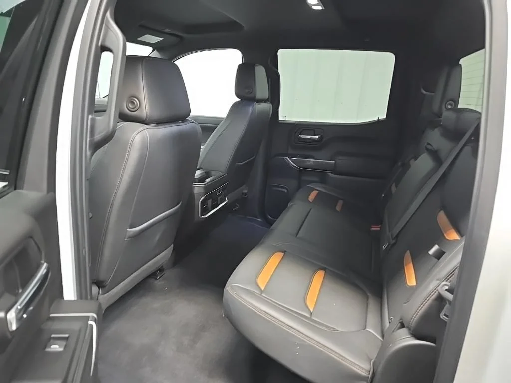 Used 2019 Summit White GMC AT4 image 30
