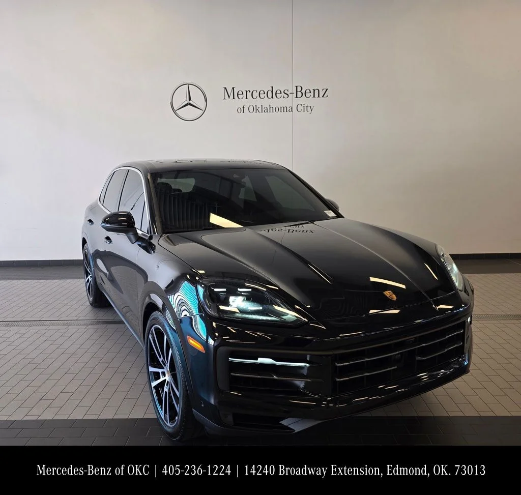 Used 2024 Black Porsche Base image 3