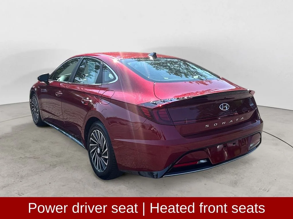 Used 2023 Ultimate Red Hyundai SEL image 3