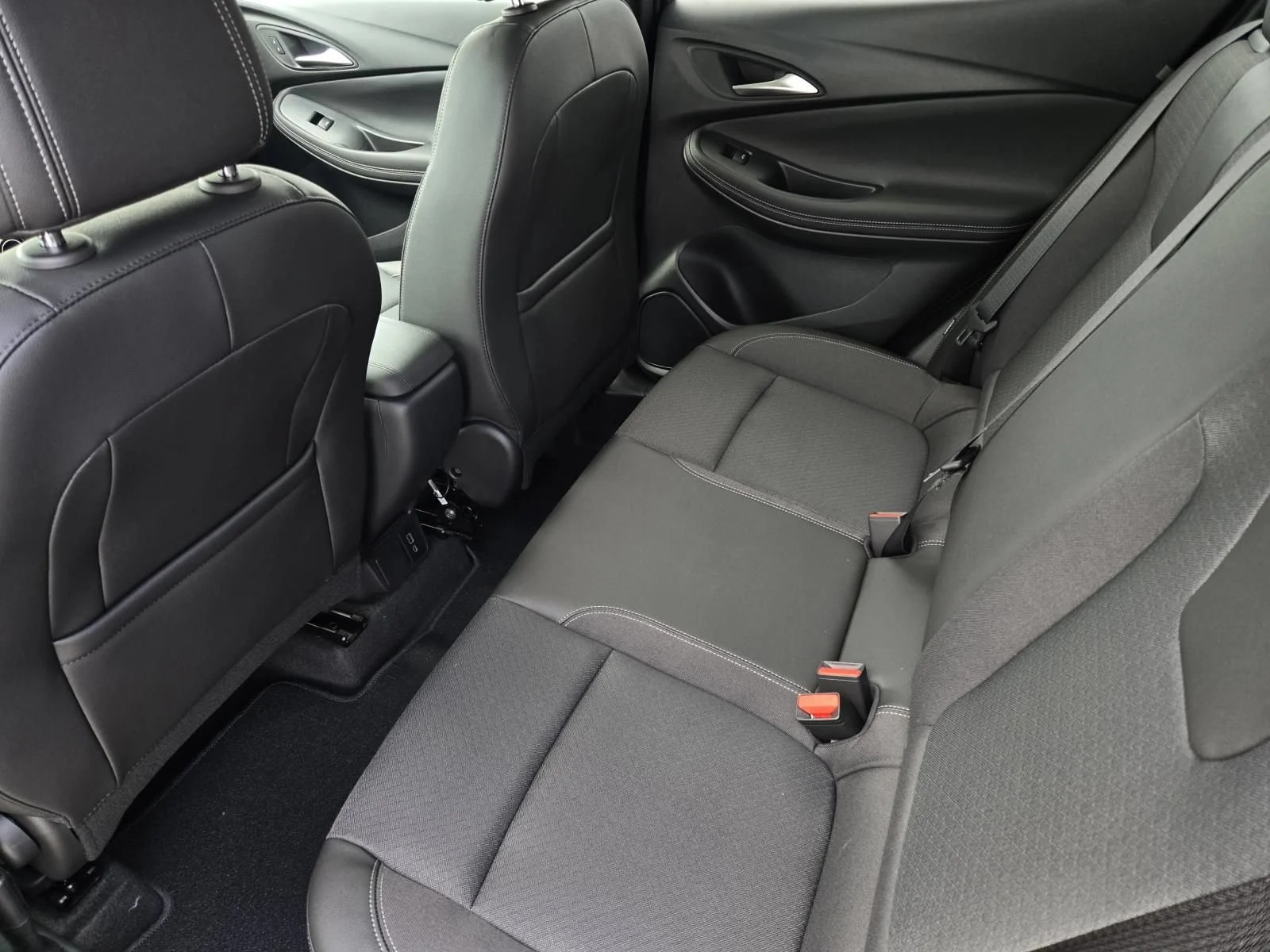 2026 Buick Encore GX Preferred - Photo 6