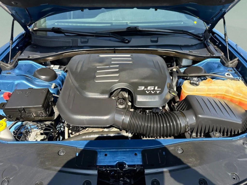 Used 2020 Frostbite Dodge SXT image 31