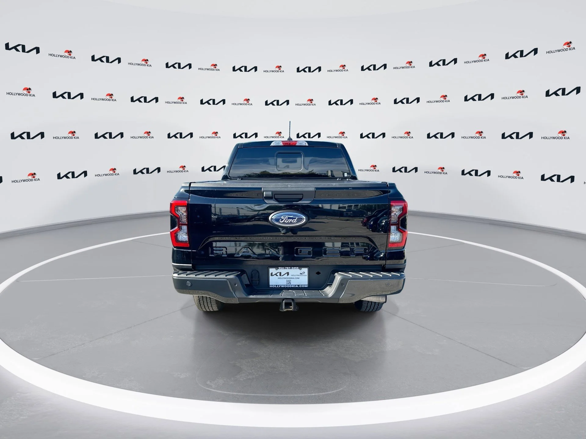Used 2024 Shadow Black Ford XLT image 7