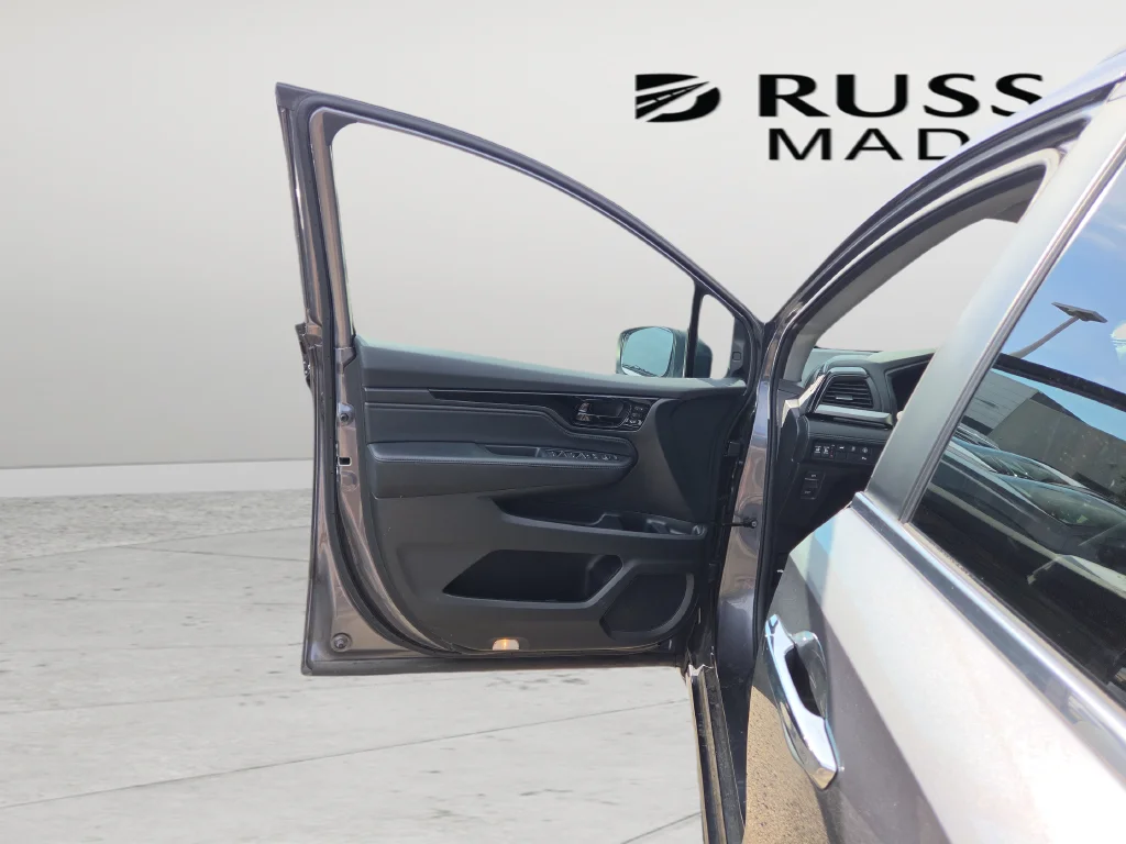 Used 2024 Gray Honda Touring image 26