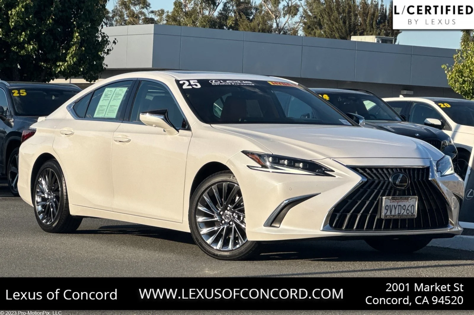 Certified Used 2025 White Pearl Lexus 300h Luxury image 1