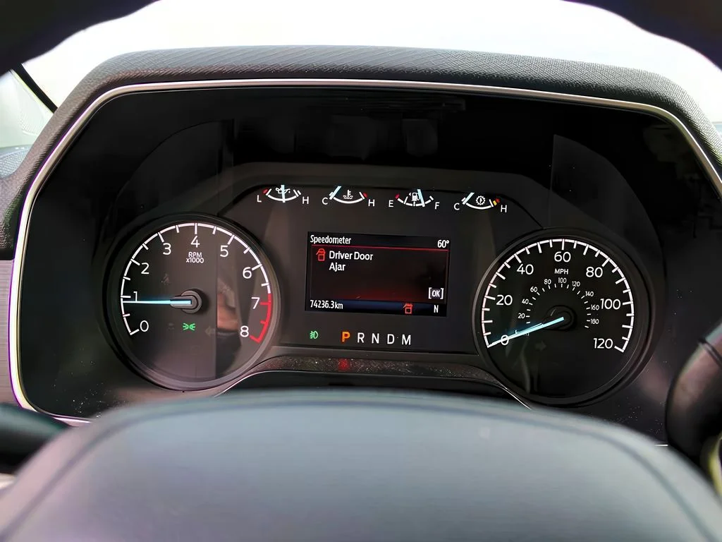 2024 Ford F-150 XLT - Photo 17