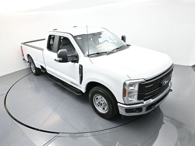 New 2026 Oxford White Ford F-350® XL image 59