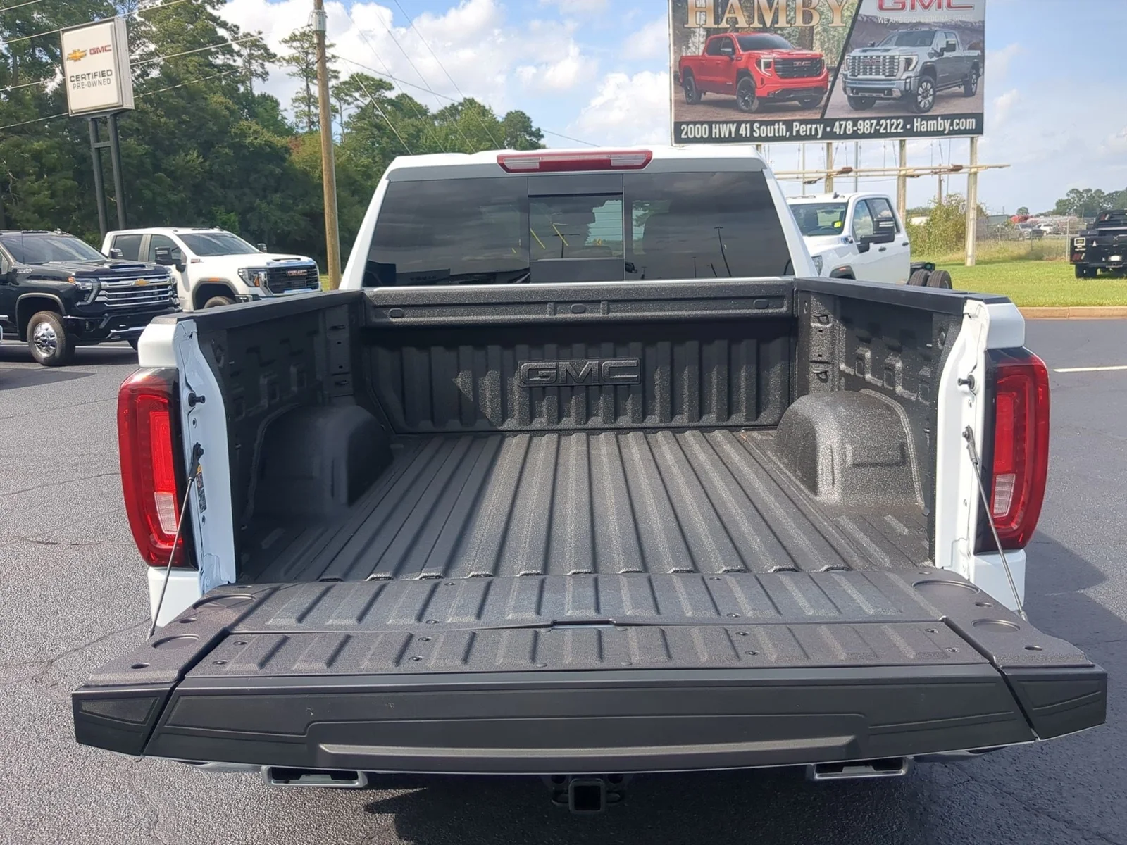New 2026 Glacier White Tricoat GMC SLT image 50