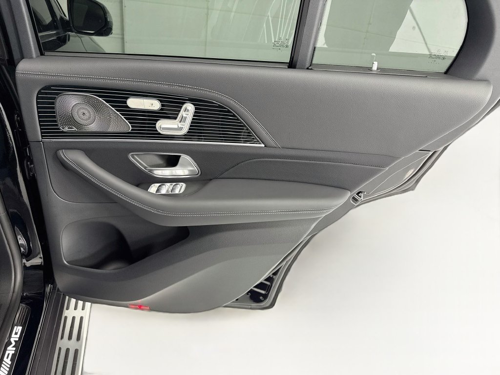 New 2027 Black Mercedes-Benz  image 26