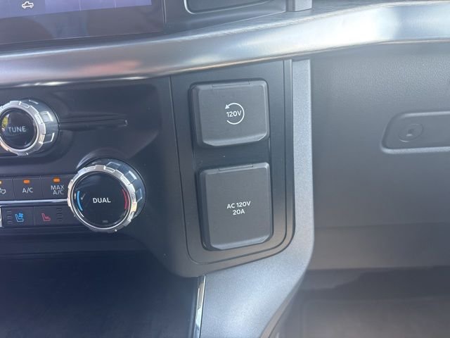 Used 2023 White Ford Lariat image 20