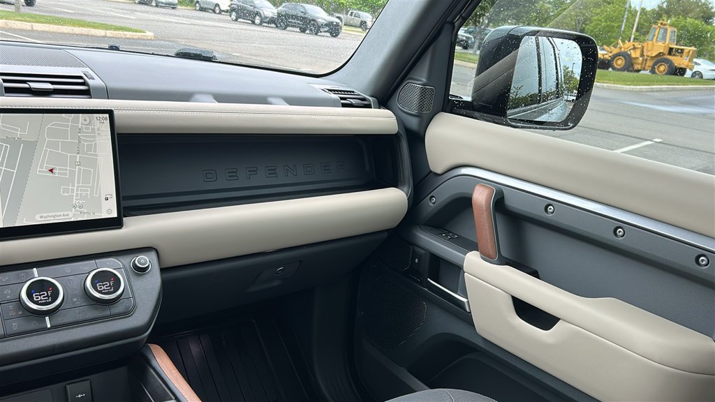 Certified Used 2024 Gray Land Rover X-Dynamic SE image 25