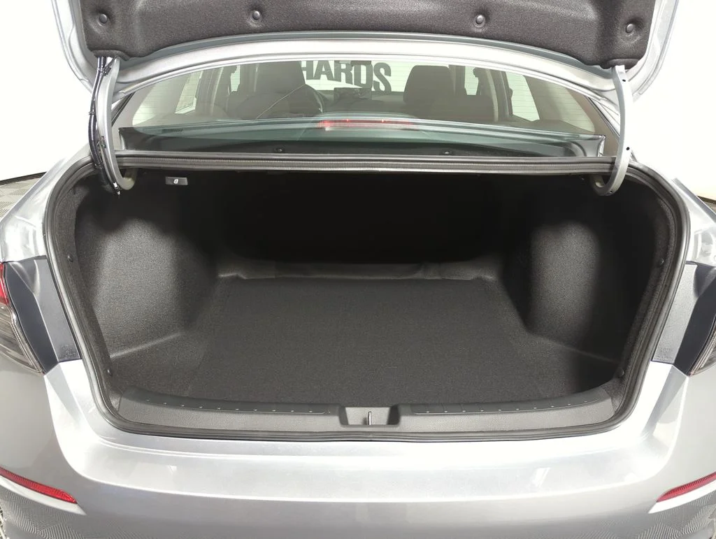 New 2026 Solar Silver Metallic Honda LX image 10
