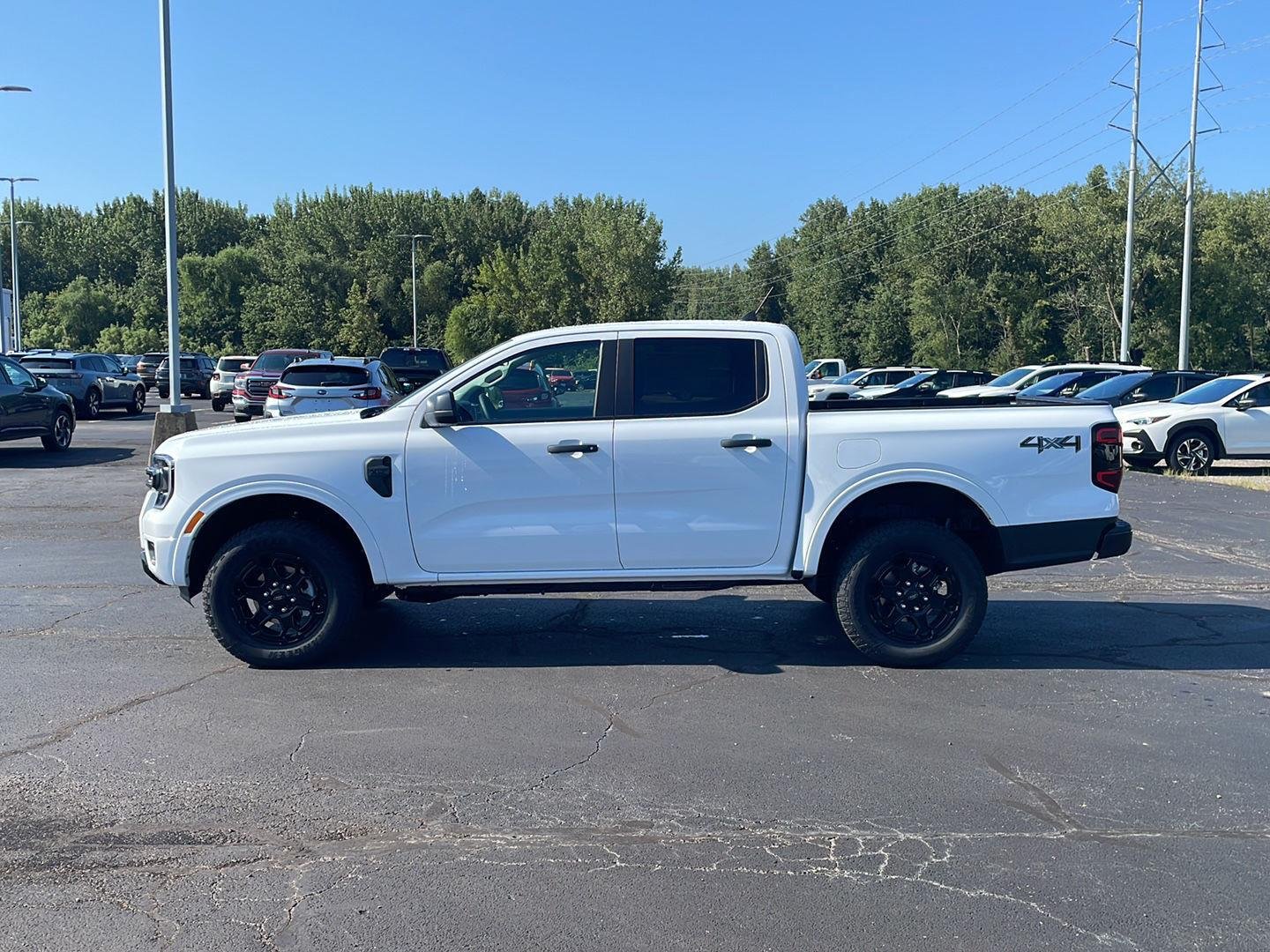 New 2026 Oxford White Ford XLT image 2