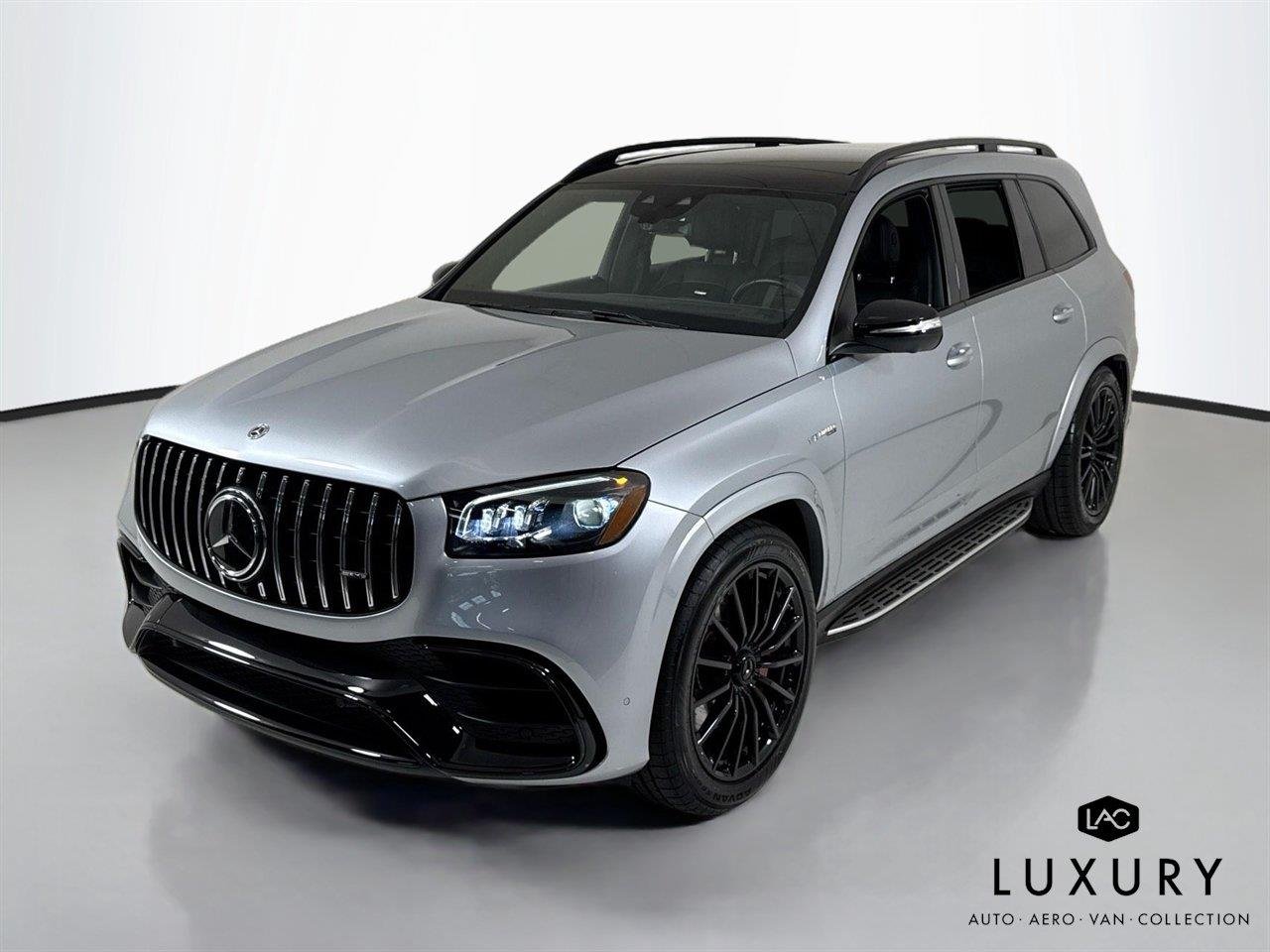 Used 2023 Cirrus Silver Metallic Mercedes-Benz AMG® GLS 63 | Night Pkg | Heated/Cooled Seats image 4