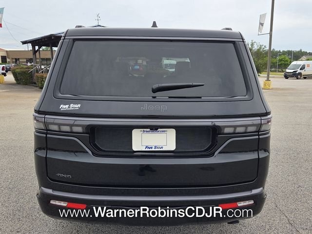New 2026 High Gloss Black Exterior Paint Jeep Limited image 11