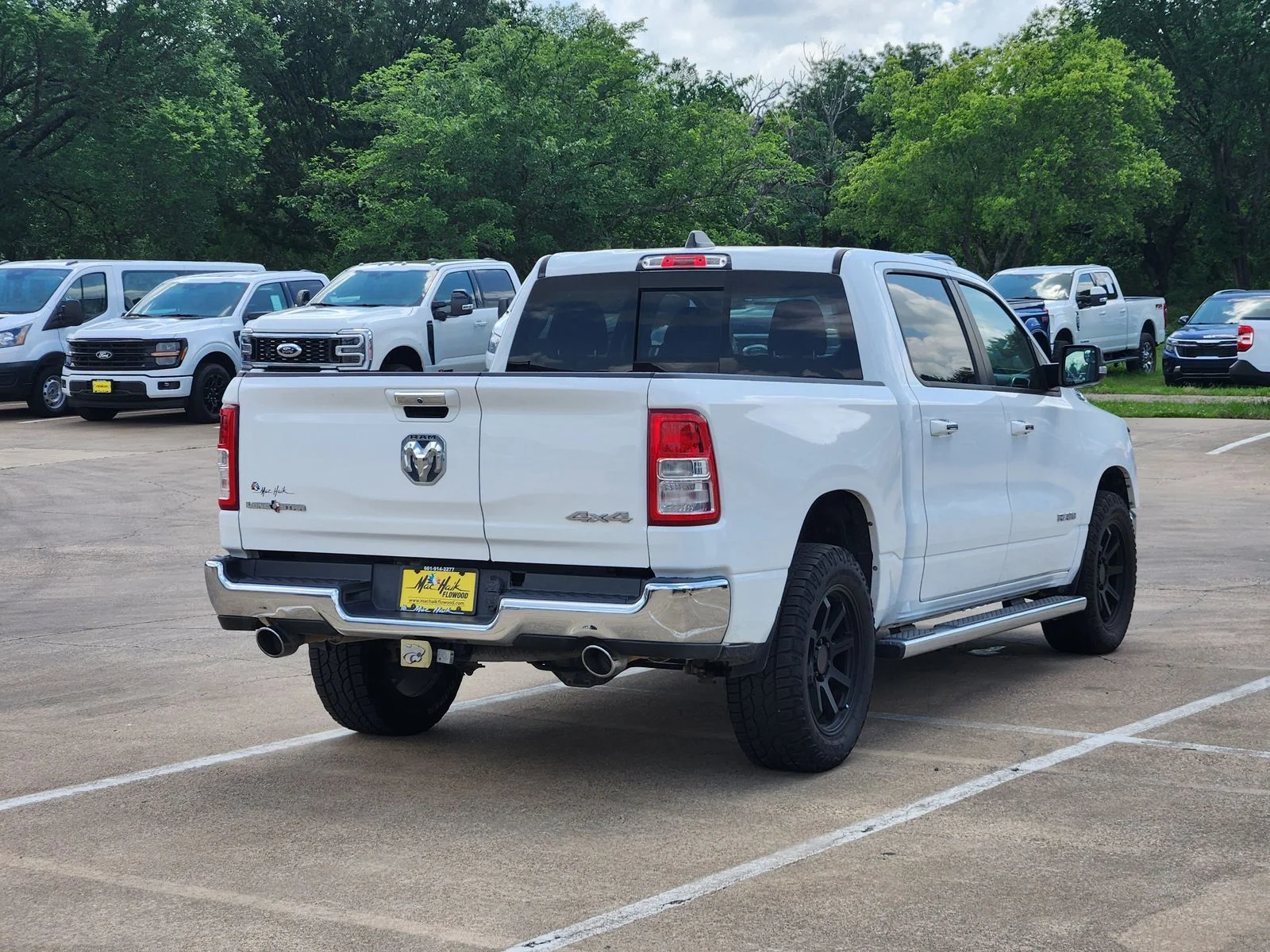 Used 2020 White Ram Big Horn/Lone Star image 4