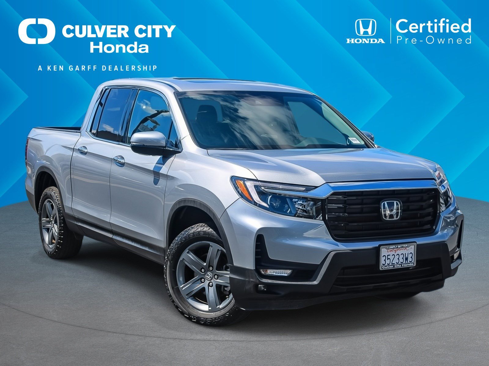 2023 Honda Ridgeline RTL-E AWD's photo