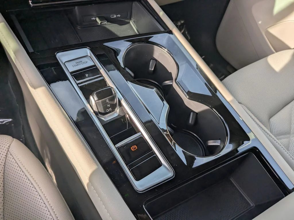 New 2026 Gray Volkswagen 2.0T SE w/Technology image 19