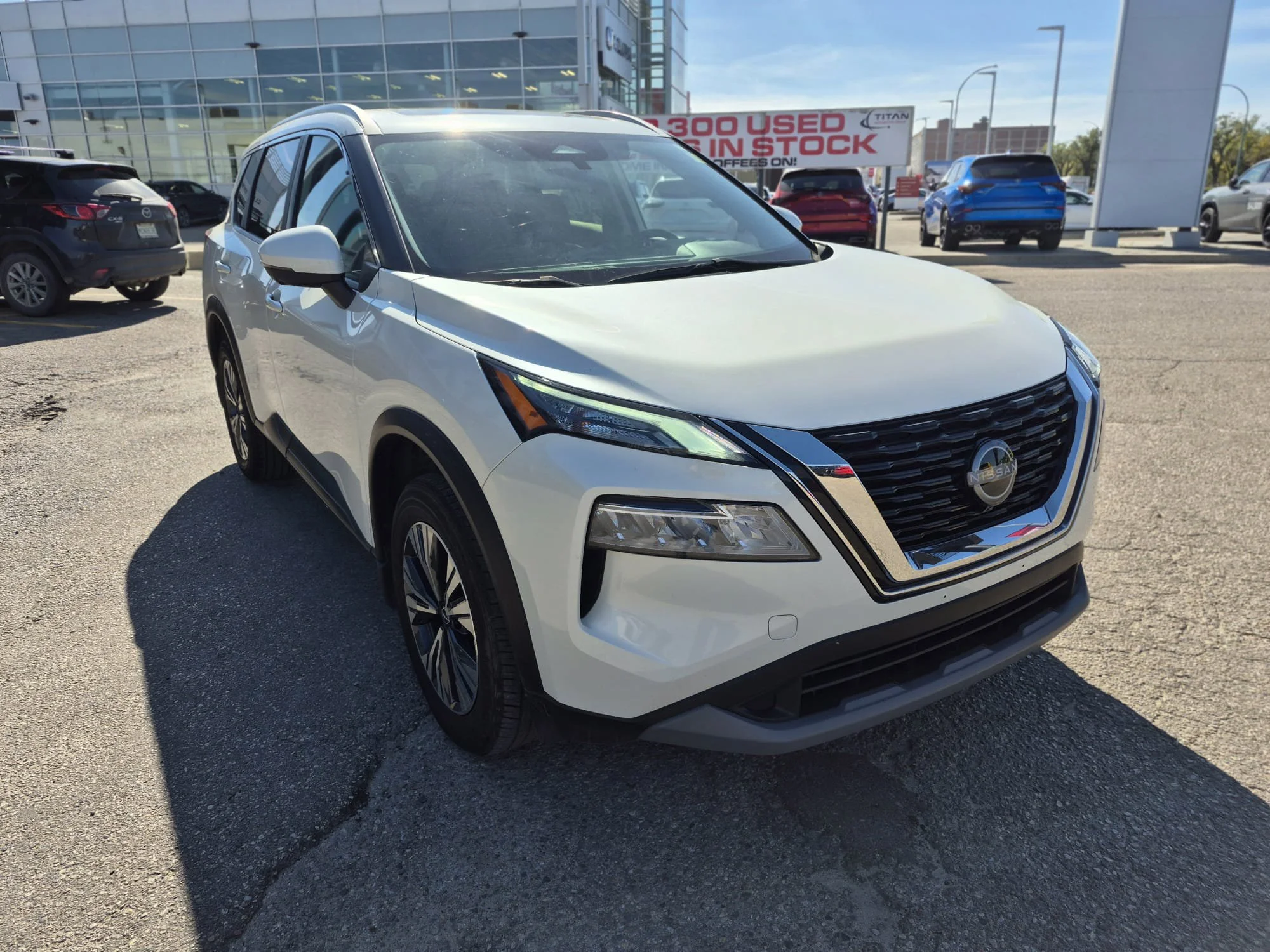 Certified Used 2023 Pearl White Metallic Nissan SV AWD*Htd Seats | Pano Roof | Htd Wheel | Adaptive Cruise | Remote Start | CarPlay | Park Assist image 5