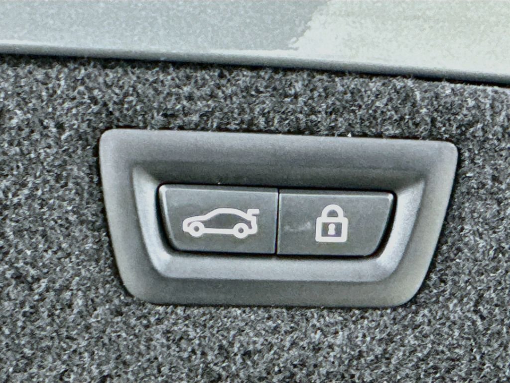 Used 2023 Skyscraper Gray Metallic BMW Competition image 33