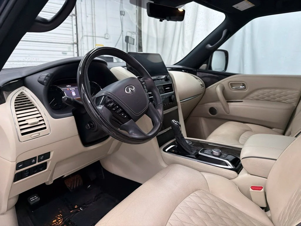 Used 2023 Blue INFINITI Sensory image 15