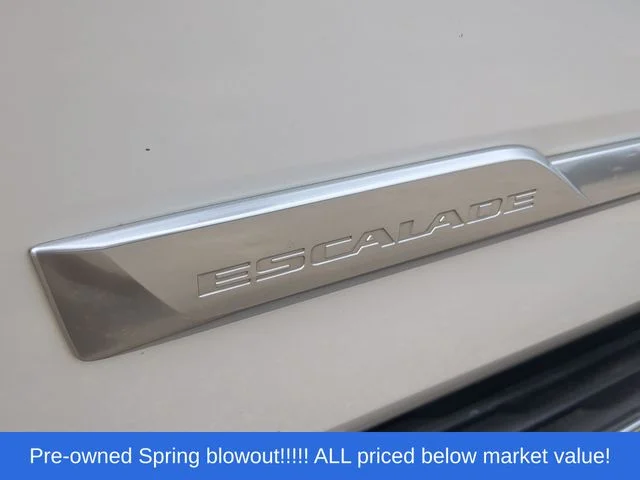 Used 2020 White Cadillac Luxury image 11
