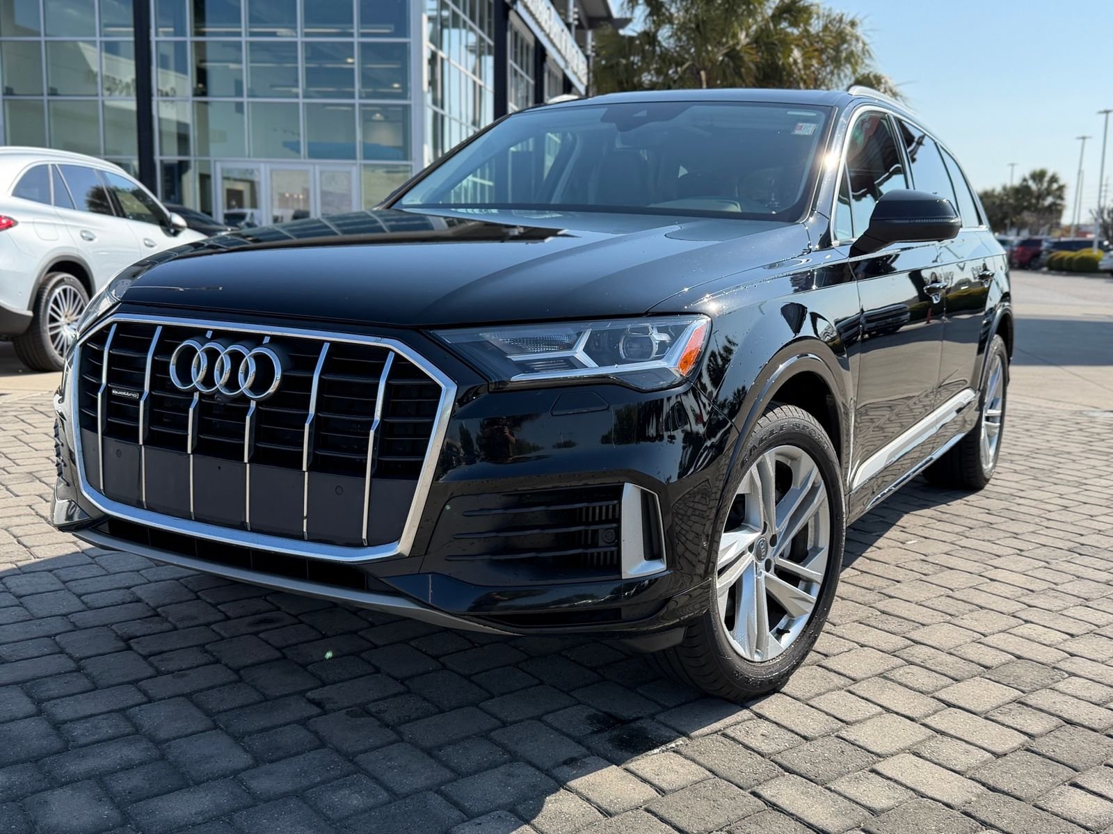 2020 Audi Q7 Premium Plus