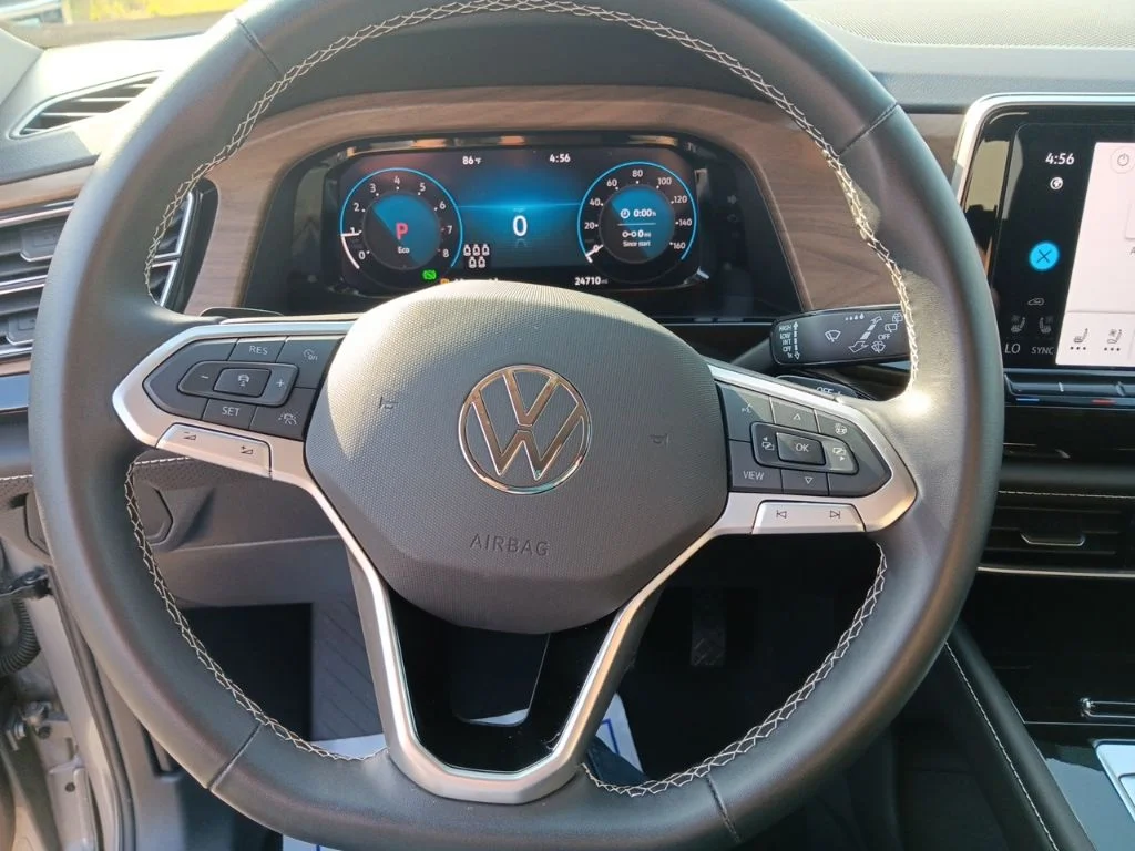 Used 2026 Black Volkswagen SE w/Technology image 16
