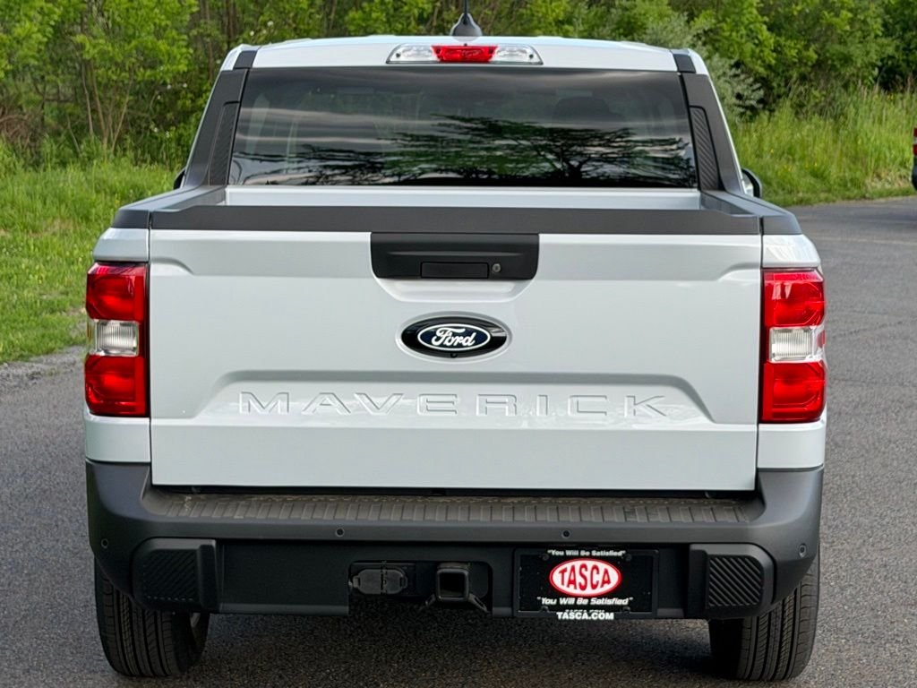 New 2026 Space White Metallic Ford XLT image 26