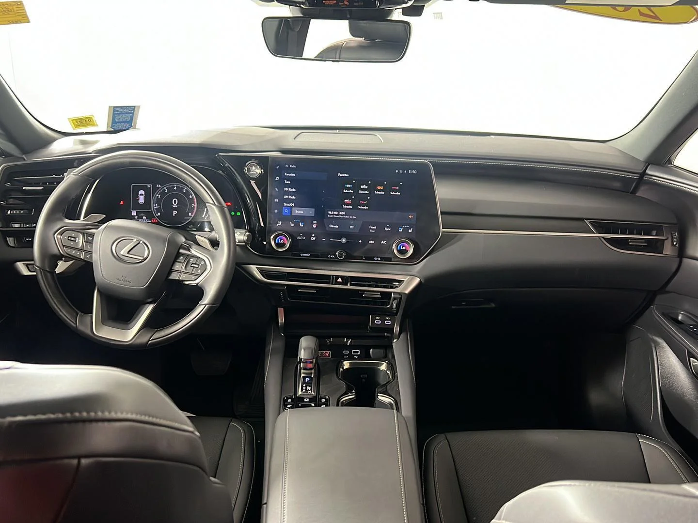 Used 2024  Lexus RX 350 image 14