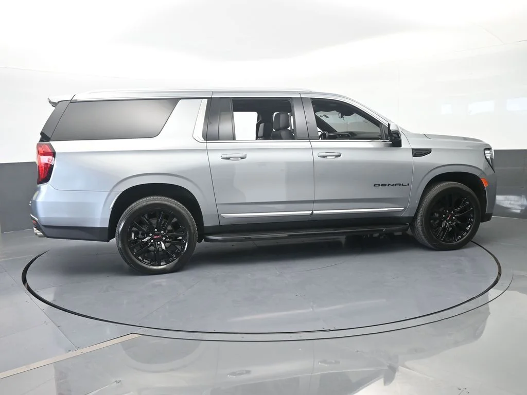 Used 2024 Sterling Metallic GMC Denali image 7