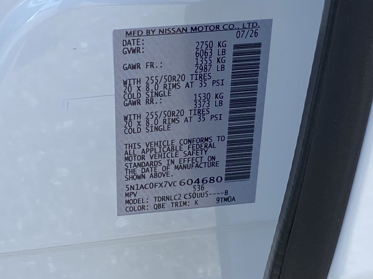 New 2027 2T RAD WHT INFINITI SPORT image 34