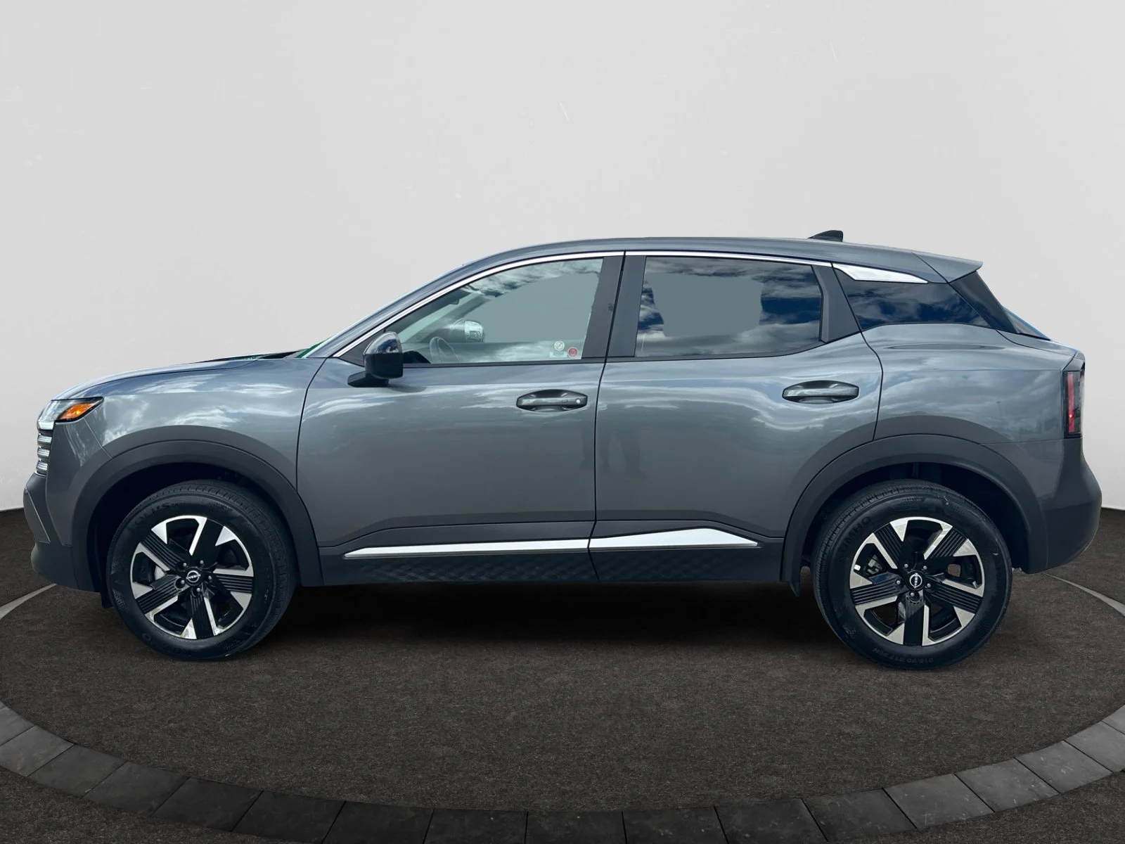 Used 2026 Gray Nissan SV AWD image 2
