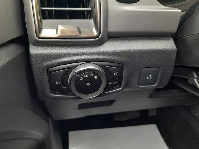 Used 2023 Red Ford XLT image 18