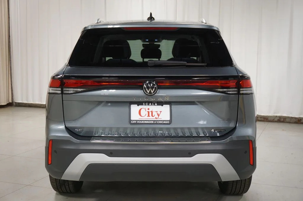 New 2026 Platinum Gray Volkswagen 2.0T SE image 6