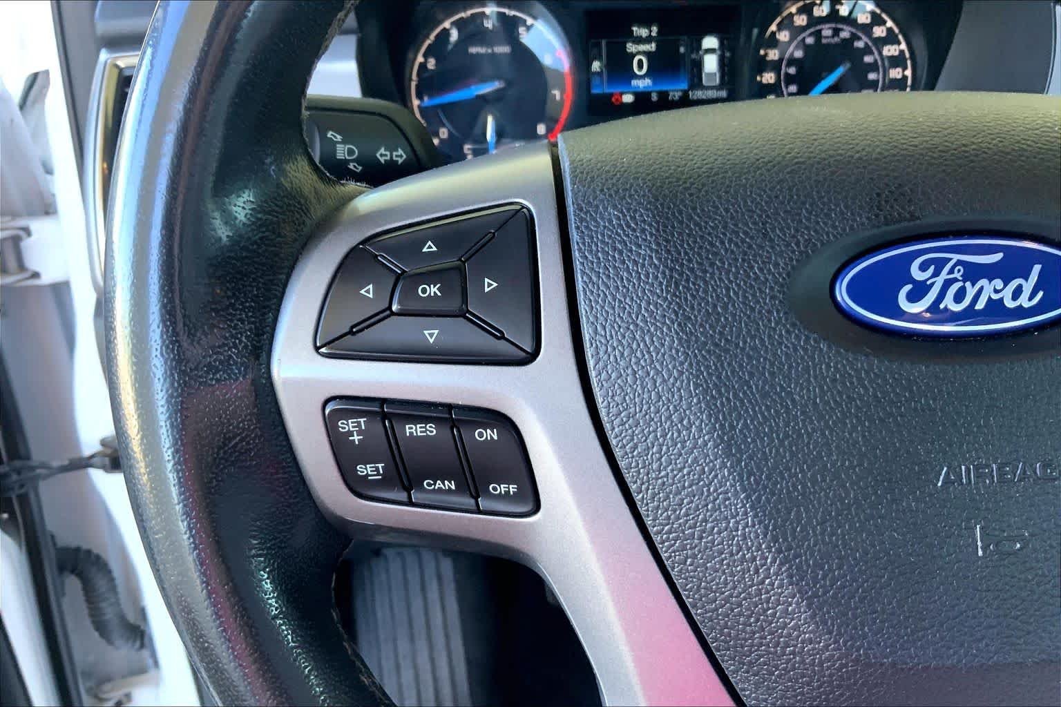 Used 2020 Oxford White Ford XLT image 23
