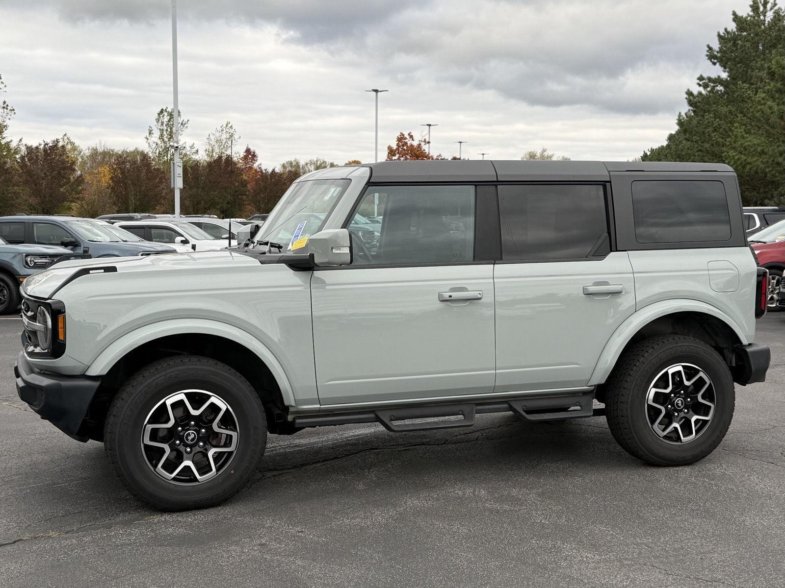 Used 2023 Cactus Gray Ford Outer Banks Advanced image 4