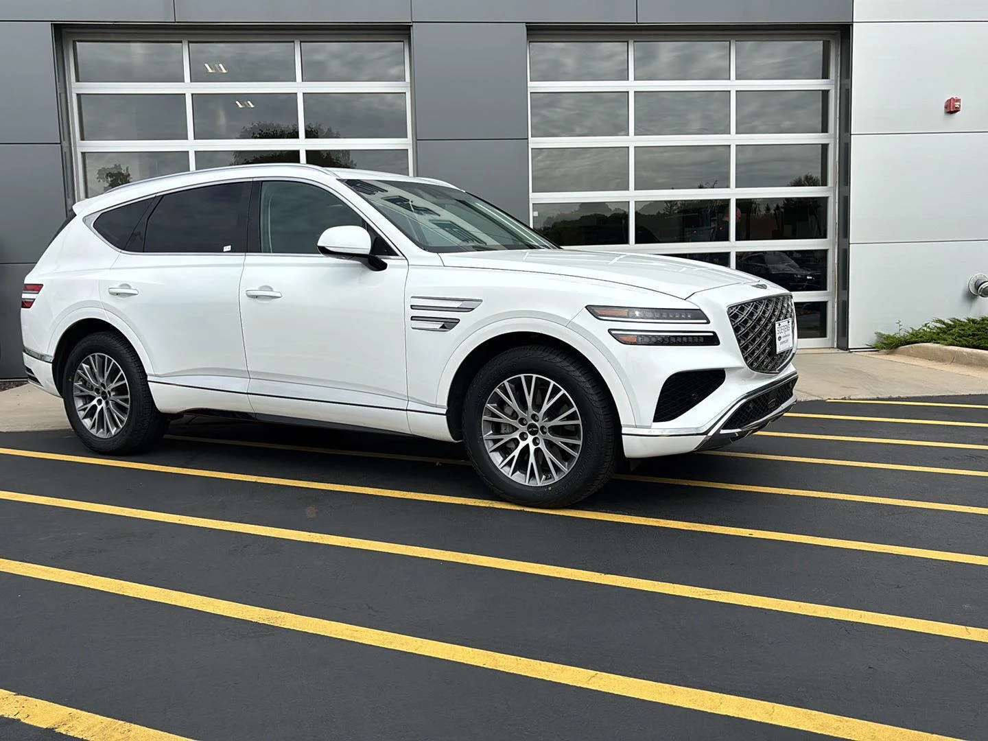 2026 GENESIS GV80