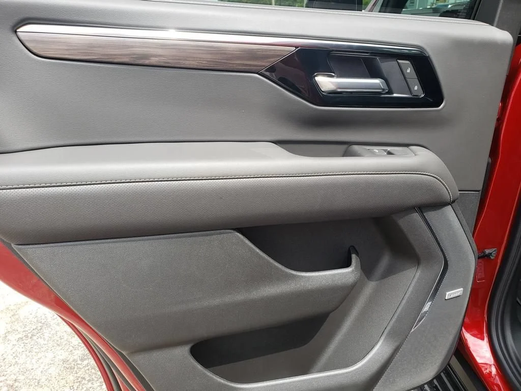 2026 Chevrolet Tahoe Premier - Photo 17