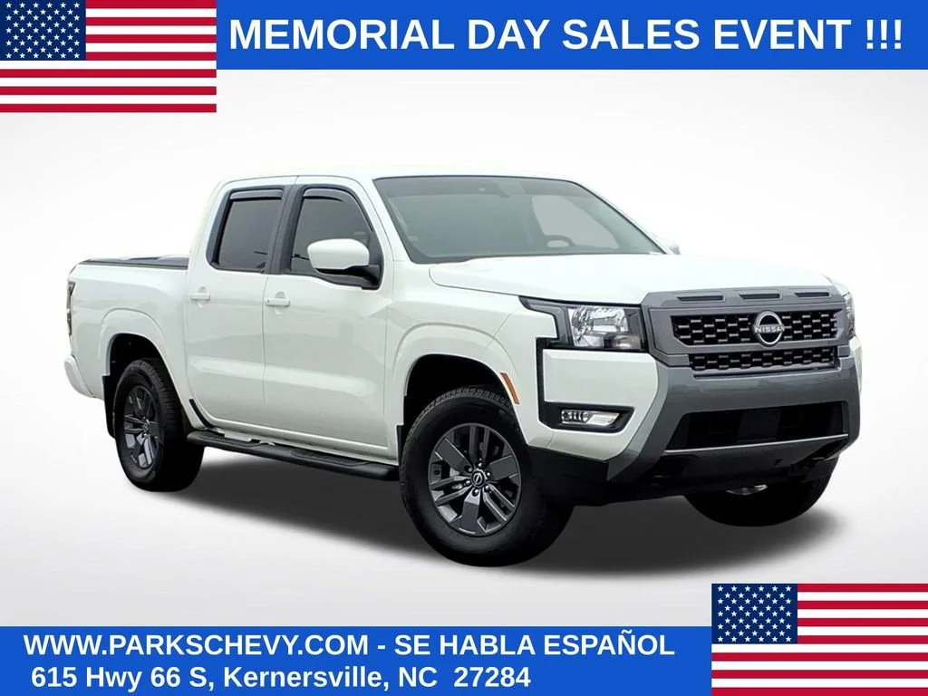 2025 Nissan Frontier SV Crew Cab 4X4 SWB's photo