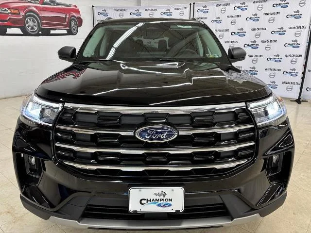New 2026 Agate Black Metallic Ford Active image 2
