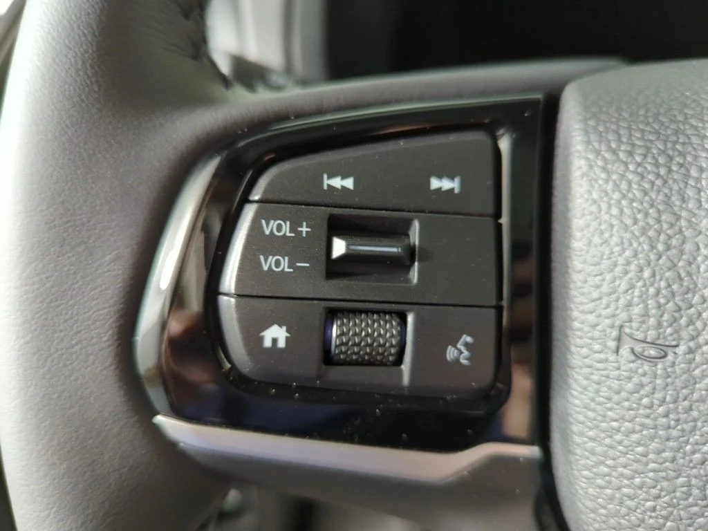 2026 Honda Odyssey Touring - Photo 17