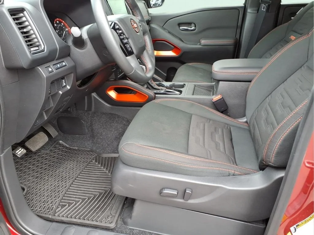 Used 2024 Red Nissan PRO-X image 19