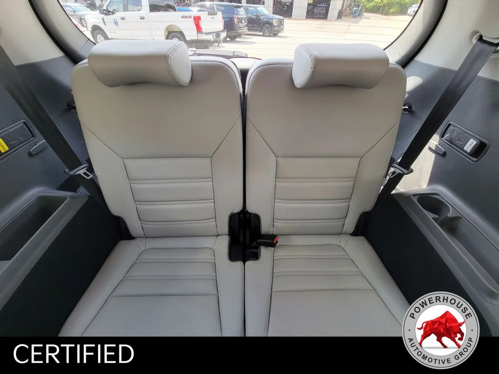 Used 2019 Black Kia SX image 16