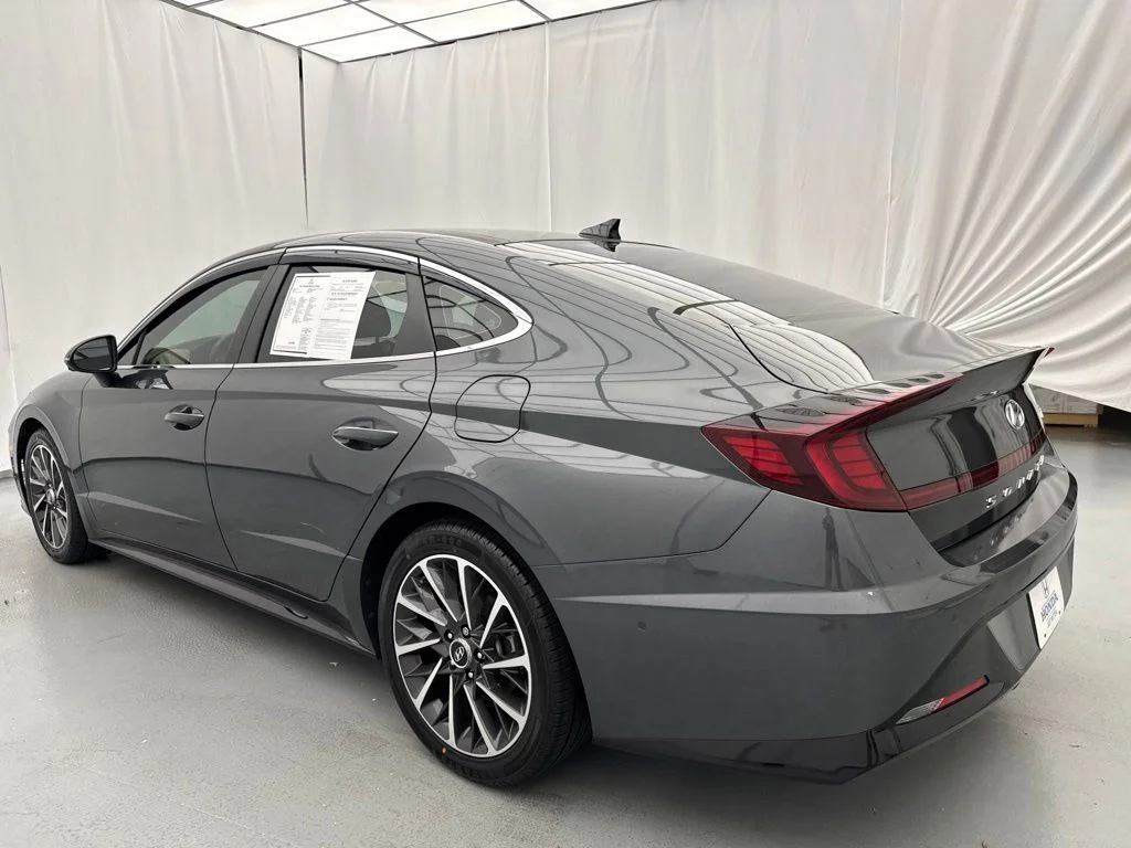 Used 2021 Gray Hyundai Limited image 5