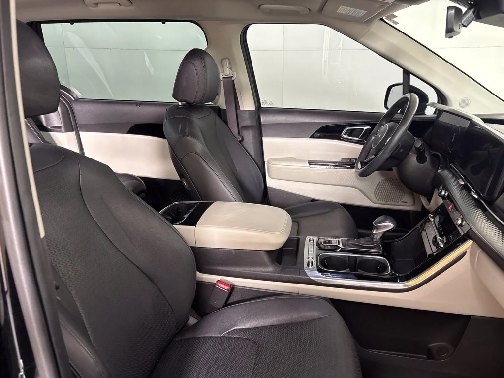 Used 2024 Black Kia SX Prestige image 16