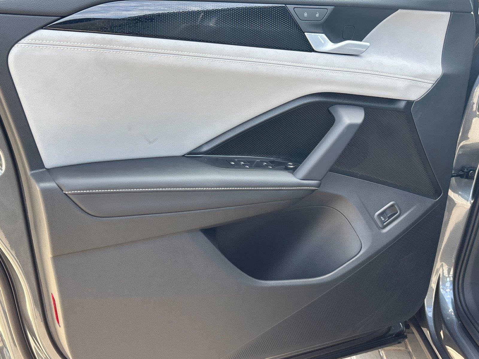 New 2026 Platinum Gray Metallic Volkswagen SE R-Line Black image 13