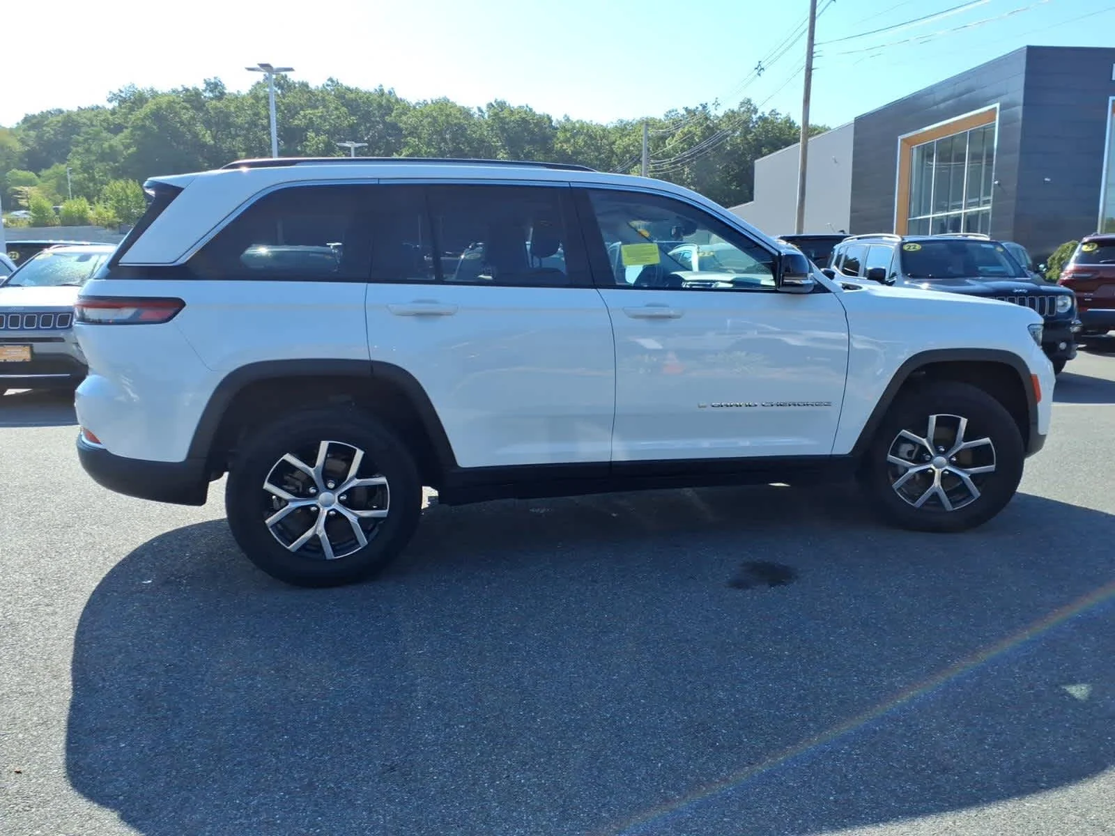 Certified Used 2023 Bright White Clearcoat Jeep Limited image 6